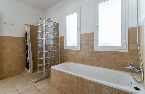 88-Exclusive Villa with Private Pool in Mijas, Malaga - Photo 24