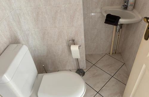 Villa des pontons Maison 5 chambres avec grand jardin clos et belle terrasse séjour spacieux lumineux à 2 kms de la plage d'Arromanches près de Bayeux, Omaha beach - table de ping pong - garage - Foto 21