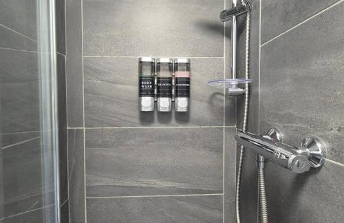 Cozy Room at The Burford Hideaway - Foto 8