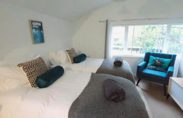 Canalside 1 bed flat - Foto 8