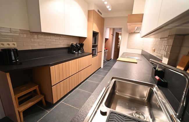 Lovely Holiday Home in Marche-en-Famenne with Hot Tub - Photo 12