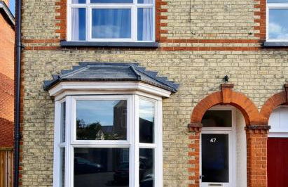 Spacious 5-Bed Canterbury Retreat - Sleeps 14 - 4 Baths - Foto 16