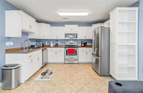 Spacious 3BR Home Near SPI Beach & Restaurants - Foto 16