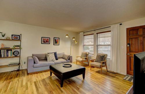 Sunset Home perfect for extended stays with fully fenced in yard, designated office, two living rooms, located across from Boise Foothills and close to Bogus Basin in Boise's North End - Photo 19