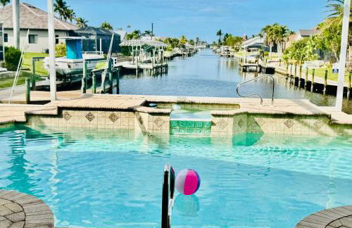 Waterfront Bliss Retreat Sailboat Access and Heated Pool - Foto 1