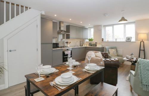 The Old School - Photo 8