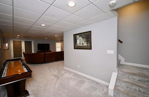 Country Home with Hot Tub Fire Pit for 10 Guests - Foto 28