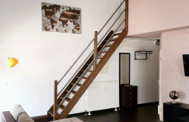 Charmantes Loft-Apartment 2 Min zum Hauptbahnhof - Photo 1