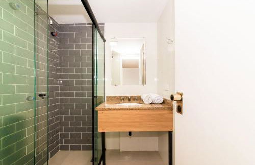 Apto-Flat Alto da XV-Centro Piscina e Academia - Foto 8