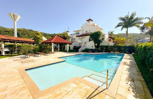 Apto estilo casa em condomínio com piscina na beira da praia - Foto 3