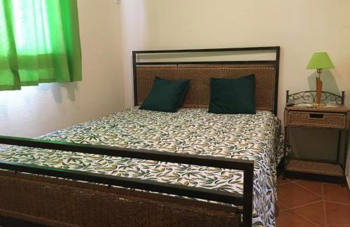 Small cozy flat, by the pool and by the sea - Foto 36