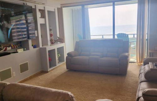 Aliki Atrium Beachfront Condo - Photo 1