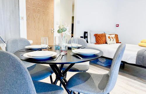 Cozy Studio Flat with FREE WiFi in Islington near Upper Street, Highbury & Angel Station by NourNest Apartments - Foto 8