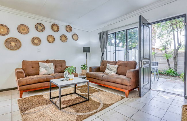 The Cottage-1 Bed-pool-bbq-fibre-solar-samrand - Foto 5