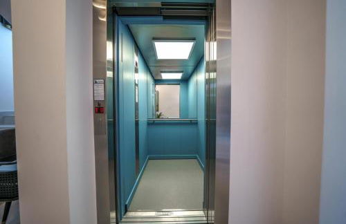 Naval villa-Panoramic villa with heated pool on the roof - Photo 21