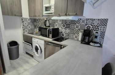 Résidence les Mélèzets 2 au pieds des pistes et des commerces - Photo 2