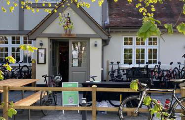 The Queen Stage - Photo 14