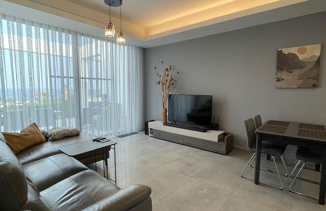 Charming 2 Bedroom Garden Suite Getaway - Photo 15