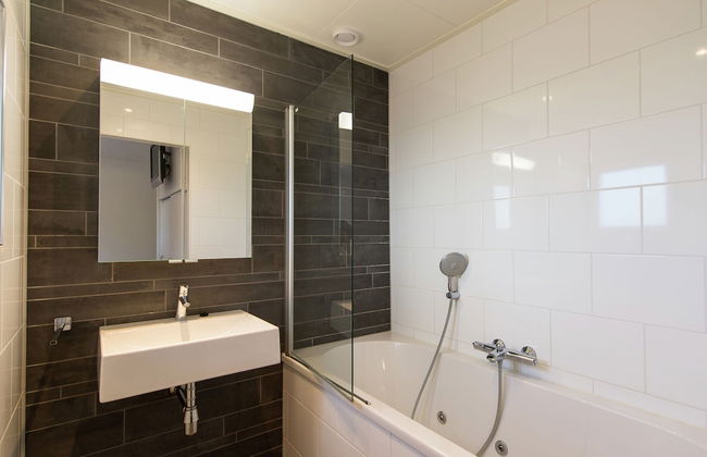 Thatched Holiday Home With two Bathrooms Near the Sea - Foto 6