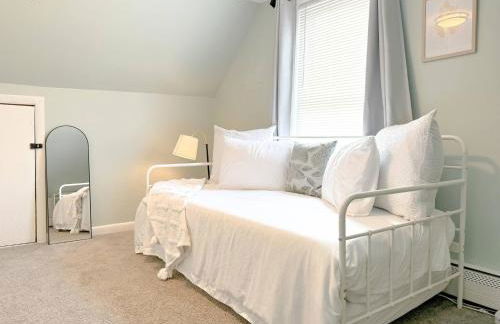 New - Mins to Concord/ Nashua - Walk to Downtown - - Foto 25