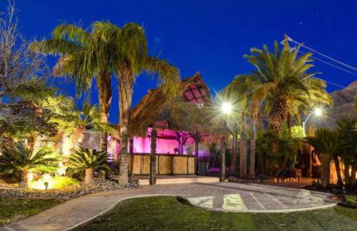 Villa with Pickleball - BB court - Pool - Foto 32