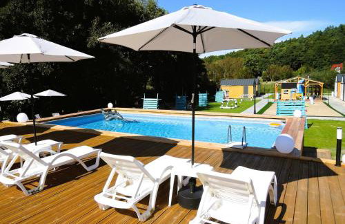 Holiday homes with swimming pool, close to the sea - Foto 22