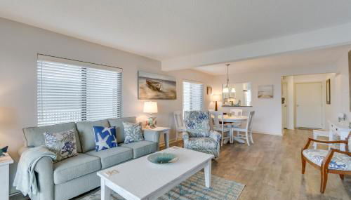 Swim and Relax St Helena Island Gem with Deck! - Foto 4