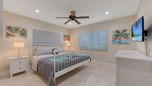 Home with pool by Dream Vacation - Foto 4
