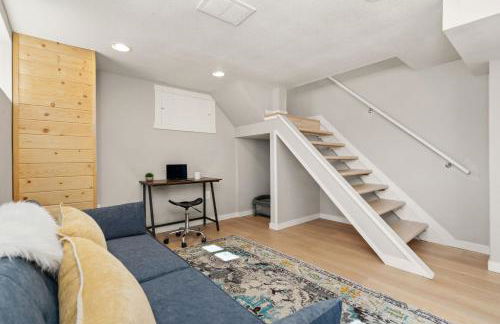 CSU Hideaway King Bd, Backyard Oasis, EV Charger - Foto 75