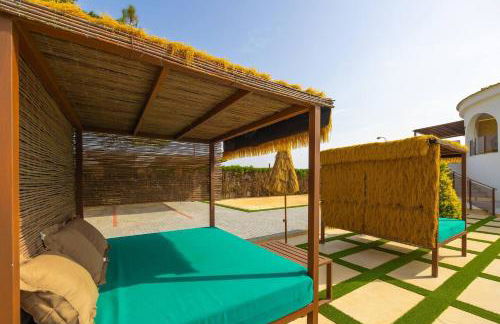 Villa única con piscina, perfecta para familias - Foto 6