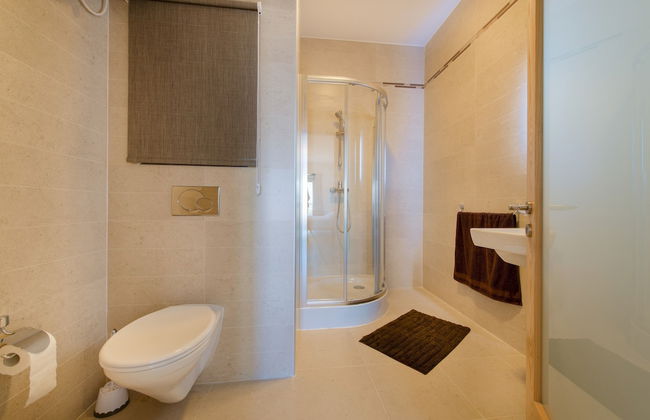 THE Ultimate Luxury, Sliema With Pool - Foto 18