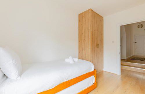 Tastefully Decorated 2BD Flat Near Queens Park - Foto 24