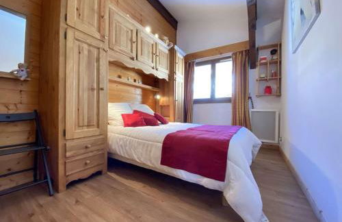 Appartement de Charme avec Cheminée à Praz sur Arly - 2 Chambres, Balcon, Proche Ski et Centre - FR-1-603-80 - Foto 12