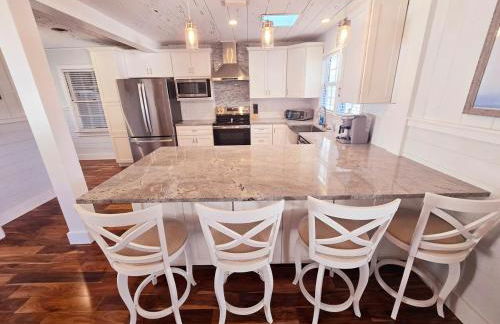 One-of-a-kindBeach, Village, Dock & Private Pool! - Foto 15