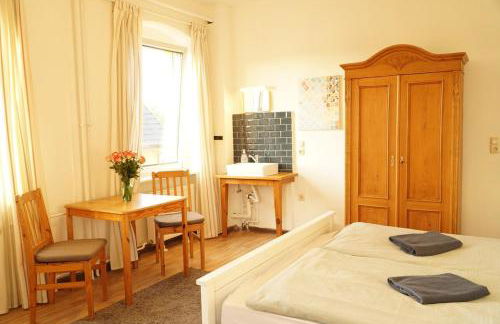 Villa Sophienschlösschen nahe Berlin - Exklusive Zeit zwischen 5 Seen mit großer Küche, gratis Sauna & 3500qm Garten - Foto 20