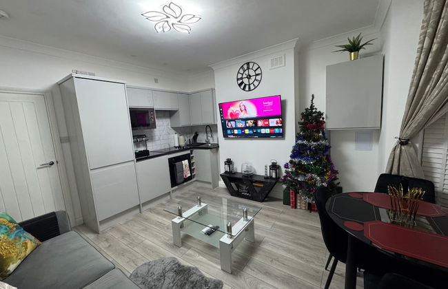 Cozy 2br-5guests-near Attractions-garden - Foto 26