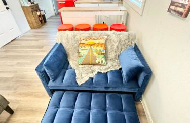 Route 66 Pop Stop-Minutes to Main St - Foto 24