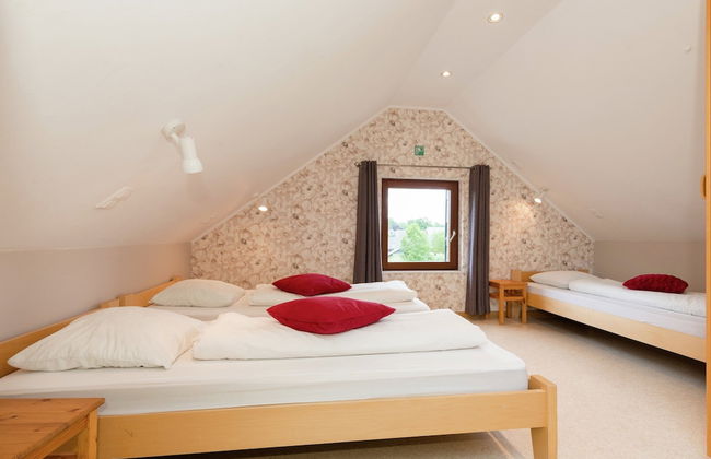 Holiday Home with Sauna, Garden, Terrace, BBQ & Fireplace - Photo 8