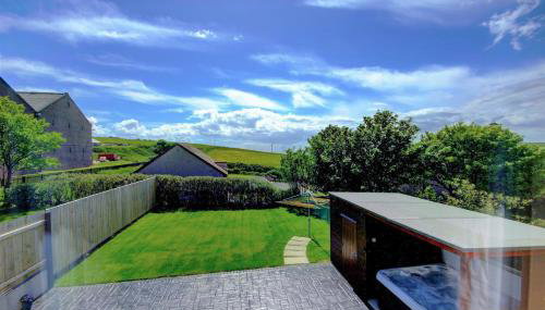 Aurora - Self Catering, Kirkwall, Quiet Location with Luxury Hot Tub - Foto 3, Garden view
