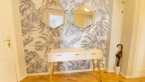 Luna León - Foto 2, Lobby or reception