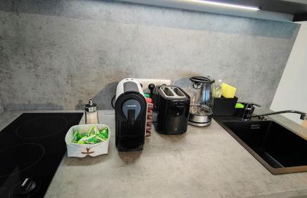 ELApart by Homely Stay - Moderne Apartments direkt im Stadtzentrum mit Self-Check-in - Foto 16