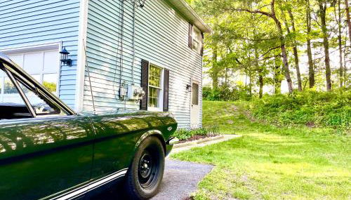 Walk to the Outfield of Lime Rock Park - Foto 3