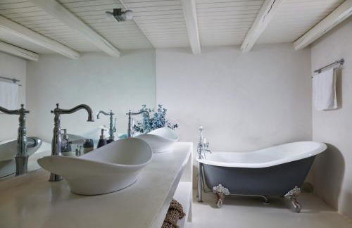 5 bedroom villa with pool, sunset views, direct access to the sea - Foto 64