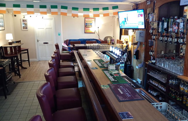 Mattys Pub & Apartments - Foto 3