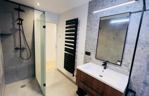 Petite maison climatisée avec garage attenant - Foto 21