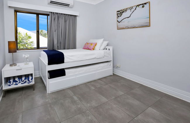 On the Esplanade - Foto 2