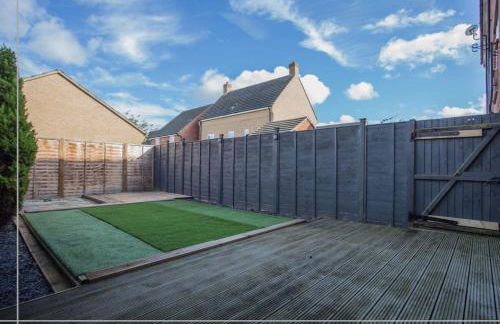 Large Family House - 5 Beds, 3 Baths, Full Kitchen - Foto 3