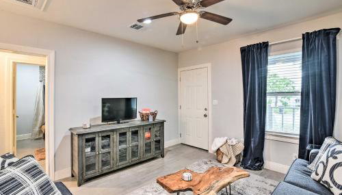 about 2 Mi to Pleasure Pier! Snowbird and Family Getaway - Foto 5