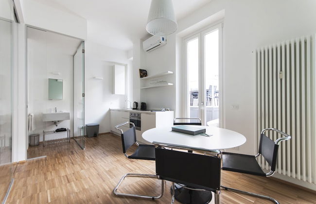 Brera Apartments in City Center - Photo 29