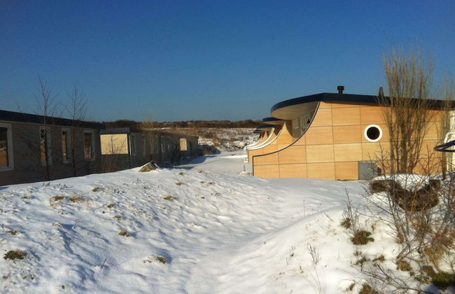 Bungalow in Netherlands With Ship-like Design - Photo 30